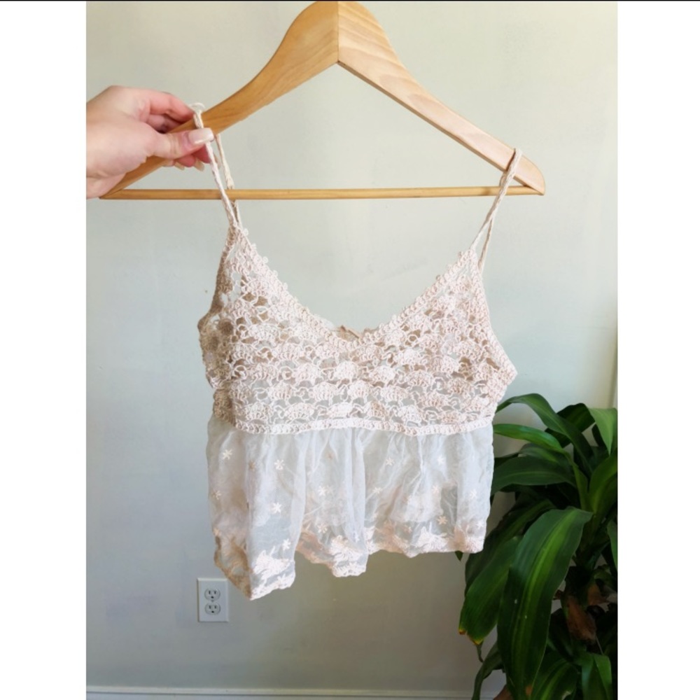 Lace crop top